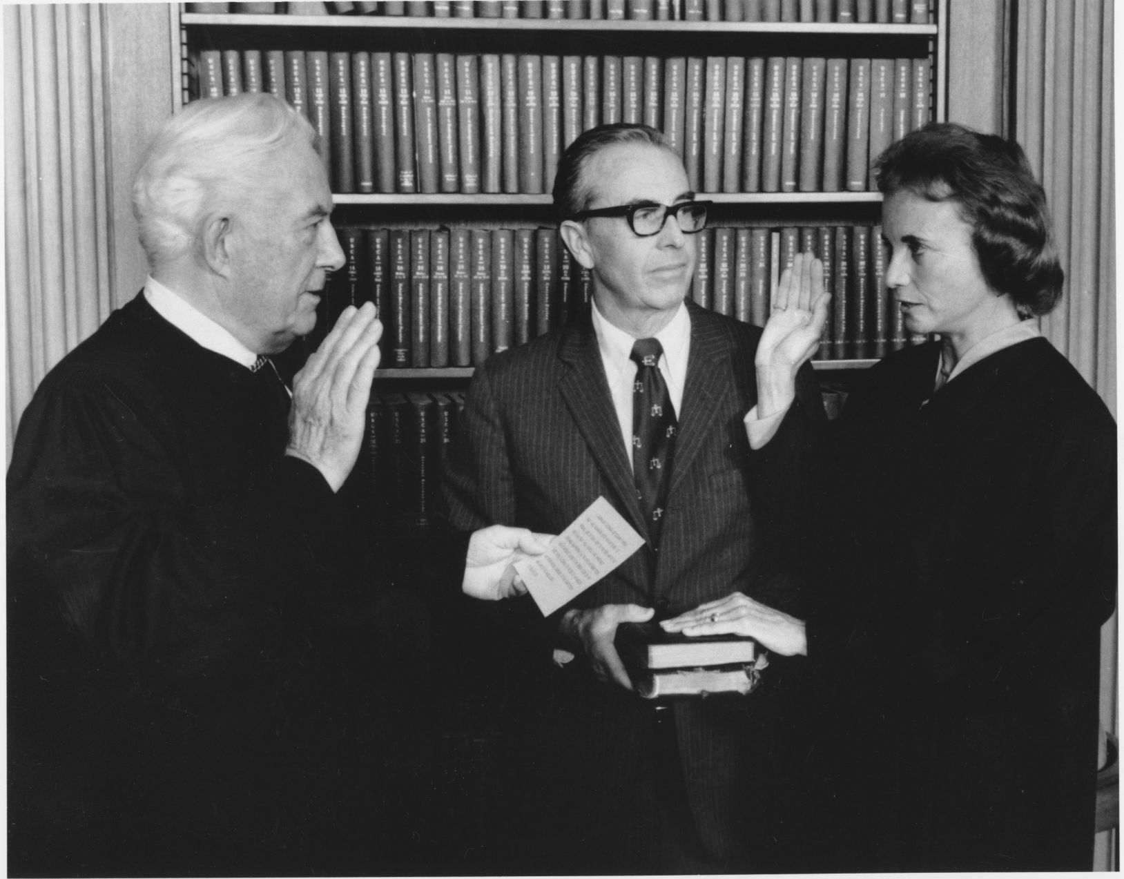 SANDRA DAY O'CONNOR